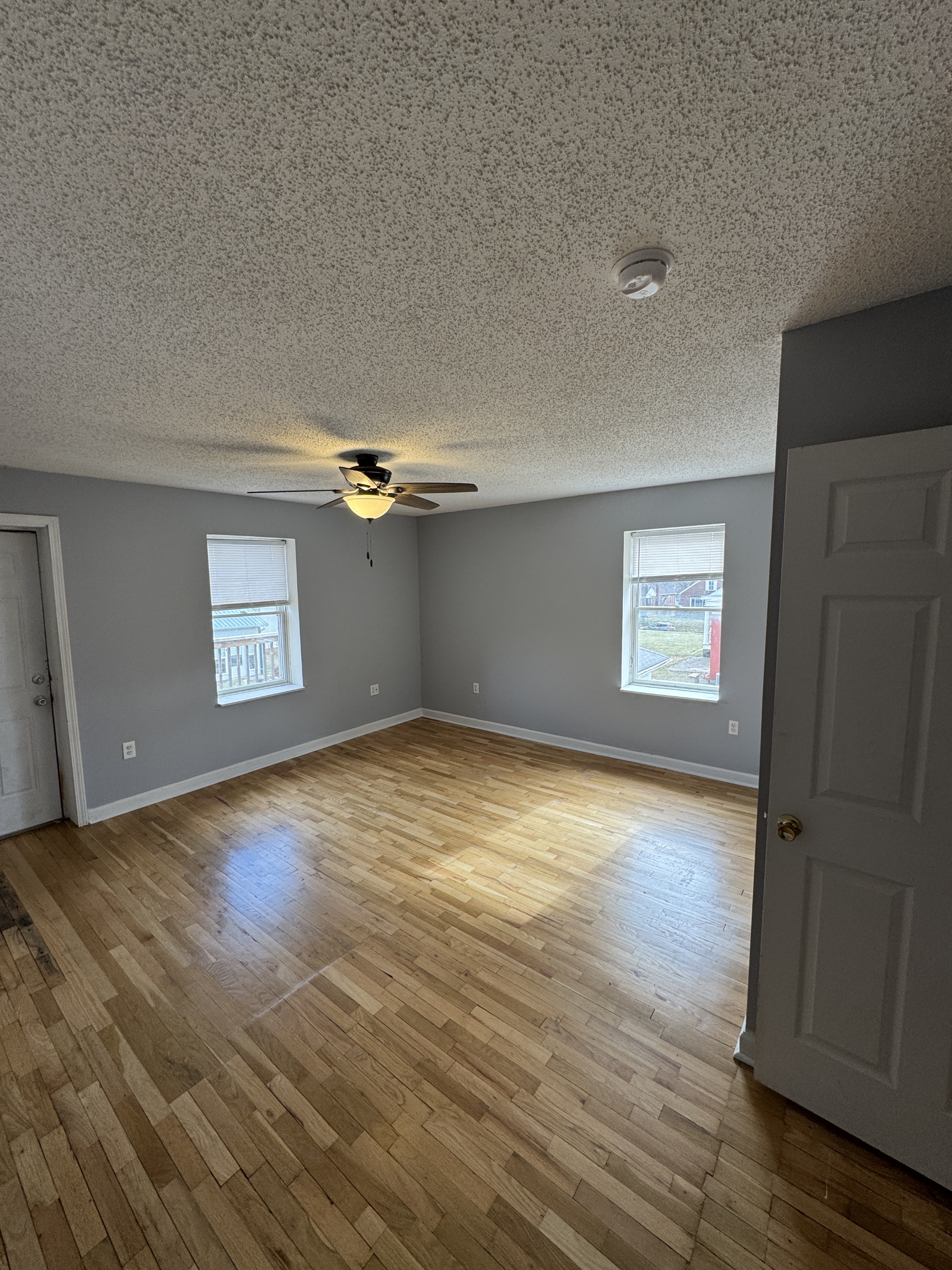 502 North Hope Street - 4